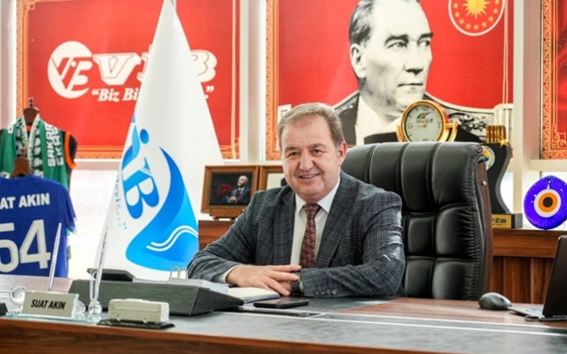 Suat Akın'dan Sakaryaspor'a destek.